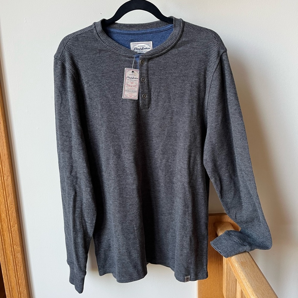 Flag & Anthem Textured Super Soft Knit Henley Shirt Top Charcoal Medium NWT